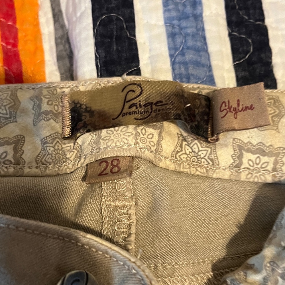 PAIGE Beige Patterned Denim - Picture 2 of 11